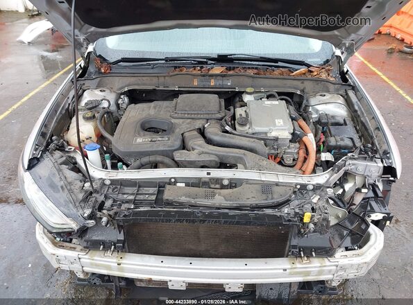 3FA6P0LU1HR285233 2017 FORD FUSION HYBRID Silver Widok z tyłu