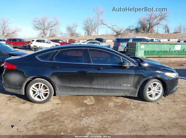 3FA6P0LU8JR124805 2018 FORD FUSION Черный Вид задней части салона