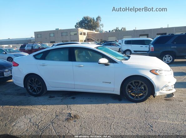 3FA6P0LUXJR101333 2018 FORD FUSION HYBRID White Սալոնի հետևի տեսք