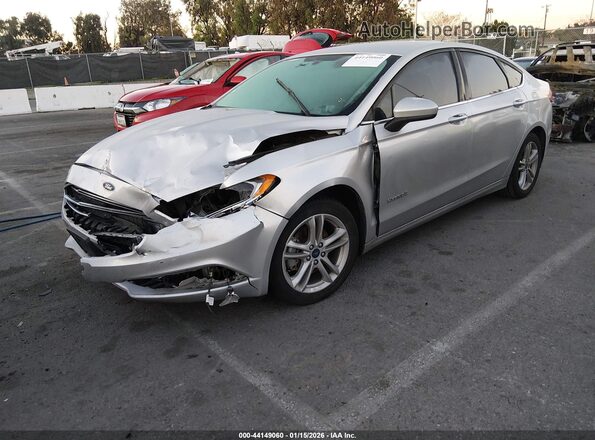 3FA6P0UU2JR279025 2018 FORD FUSION HYBRID Silver Przód lewy