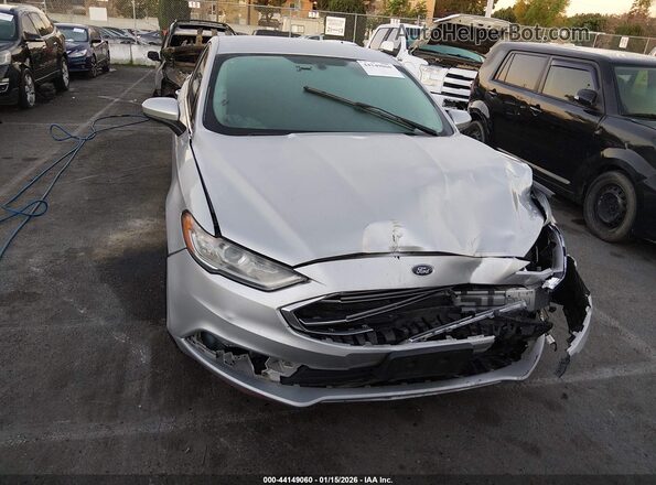 3FA6P0UU2JR279025 2018 FORD FUSION HYBRID Silver Widok deski rozdzielczej