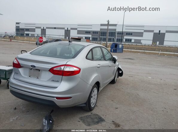 3FADP4AJ0KM102836 2019 FORD FIESTA Серебряный Задняя правая четверть