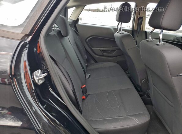 3FADP4BJ1KM113892 2019 FORD FIESTA Black Widok tylnych siedzeń