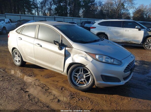 3FADP4BJ4KM121372 2019 FORD FIESTA Серебряный Передняя правая четверть