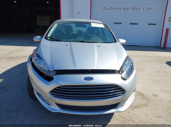 3FADP4BJ8KM147831 2019 FORD FIESTA Silver Widok zestawu wskaźników