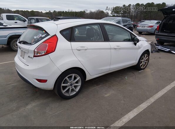 3FADP4EJ3KM144167 2019 FORD FIESTA Белый Задняя правая четверть