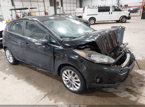 3FADP4FJXJM139559 2018 FORD FIESTA Черный Передняя правая четверть