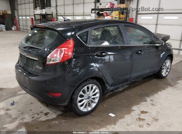 3FADP4FJXJM139559 2018 FORD FIESTA Черный Задняя правая четверть