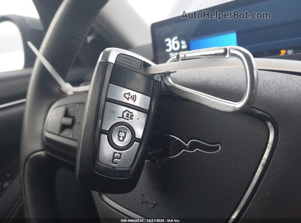 3FMTK1RM3NMA44481 2022 FORD MUSTANG MACH-E Black Widok deski rozdzielczej
