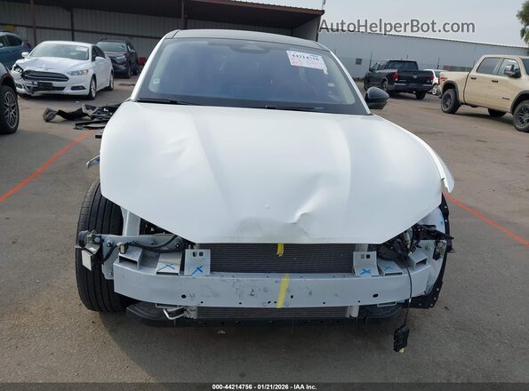 3FMTK2SU8PMA84123 2023 FORD MUSTANG MACH-E Белый Вид спереди