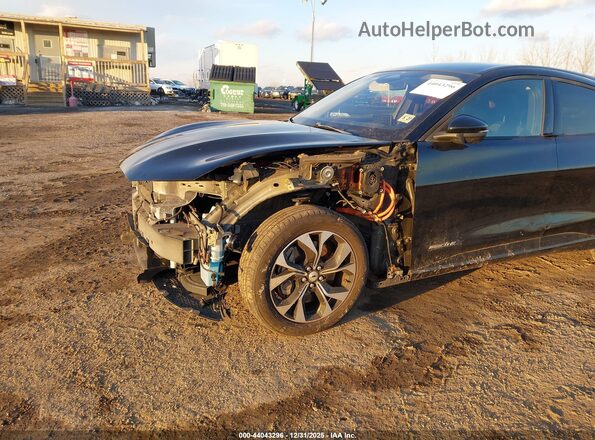 3FMTK3R71NMA14627 2022 FORD MUSTANG MACH-E PREMI Черный Вид спереди