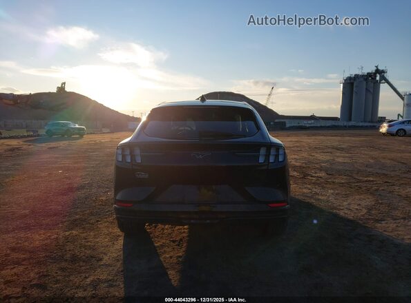 3FMTK3R71NMA14627 2022 FORD MUSTANG MACH-E PREMI Черный 