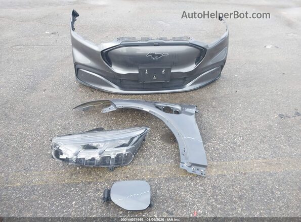 3FMTK3R77PMA92459 2023 FORD MUSTANG MACH-E PREMI Gray Vista del cuadro de instrumentos