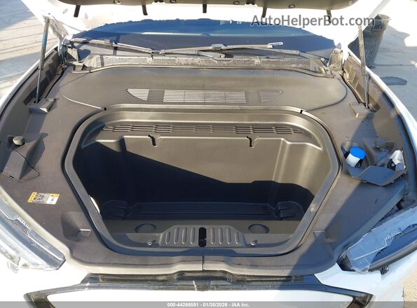 3FMTK3R79PMA54683 2023 FORD MUSTANG MACH-E PREMI Белый Вид сзади