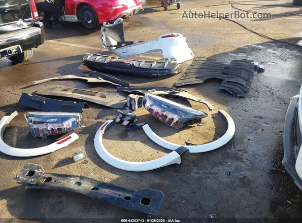 3FMTK4SX4PMA05830 2023 FORD MUSTANG MACH-E White ხელსაწყოთა პანელის ხედი