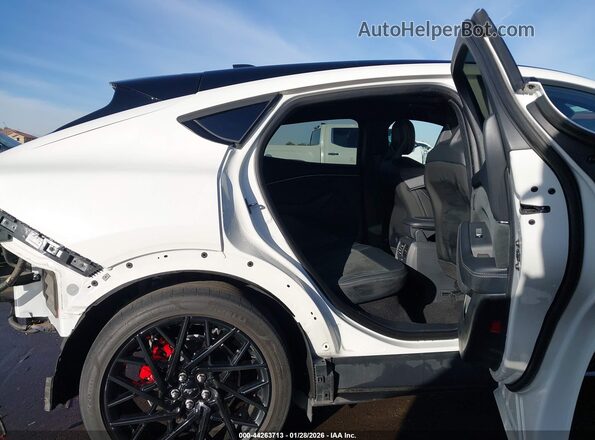 3FMTK4SX4PMA05830 2023 FORD MUSTANG MACH-E White VIN კოდის სტიკერის ხედი