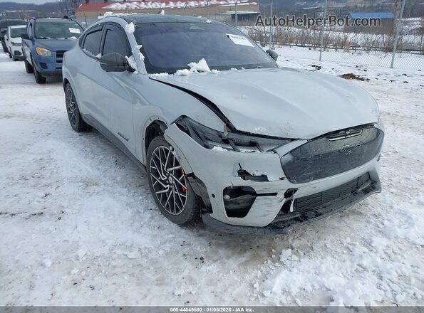 3FMTK4SX8PMA37423 2023 FORD MUSTANG MACH-E Серый Вид спереди