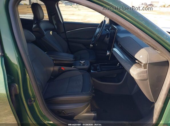 3FMTK4SXXRMA46563 2024 FORD MUSTANG MACH-E Green Widok wnętrza z przodu