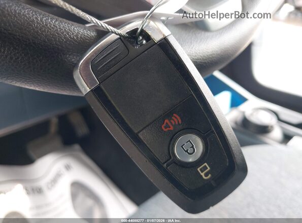 3FTTW8JAXSRA12581 2025 FORD MAVERICK Белый Вид панели приборов