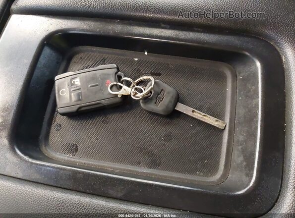 3GCUKREC2HG107528 2017 CHEVROLET SILVERADO Черный Вид панели приборов