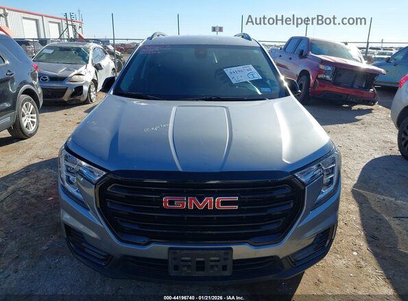 3GKALMEG7PL272975 2023 GMC TERRAIN Серый Вид спереди