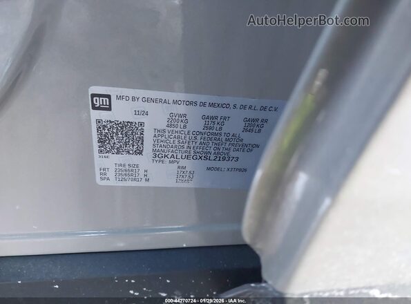 3GKALUEGXSL219373 2025 GMC TERRAIN Tan Widok komory silnika