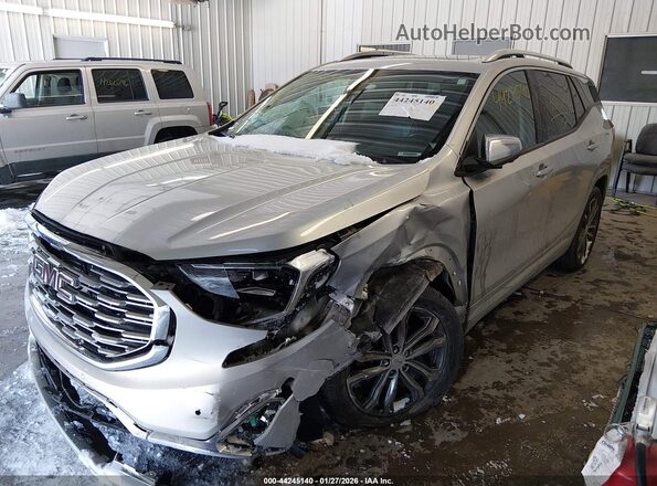 3GKALXEX4KL136832 2019 GMC TERRAIN Серебряный Вид спереди