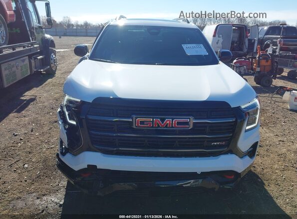 3GKALYEG4TL225744 2026 GMC TERRAIN Белый Вид задней части салона