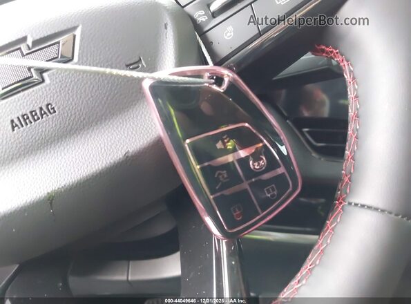 3GNAXLEG0TL220390 2026 CHEVROLET EQUINOX White Widok deski rozdzielczej