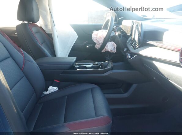 3GNAXLEG4SL222335 2025 CHEVROLET EQUINOX Синий Вид салона спереди