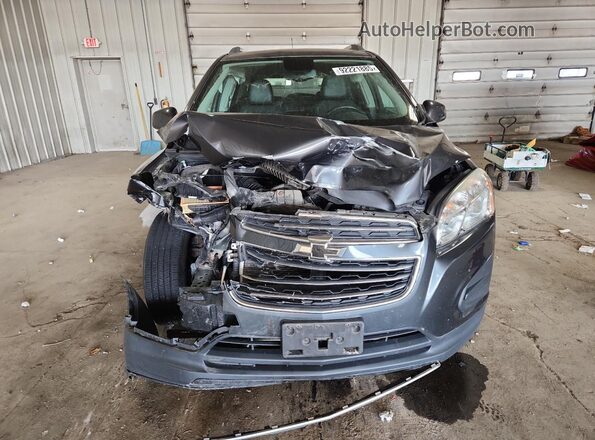 3GNCJLSB3GL230730 2016 CHEVROLET TRAX Gray Вид спереду