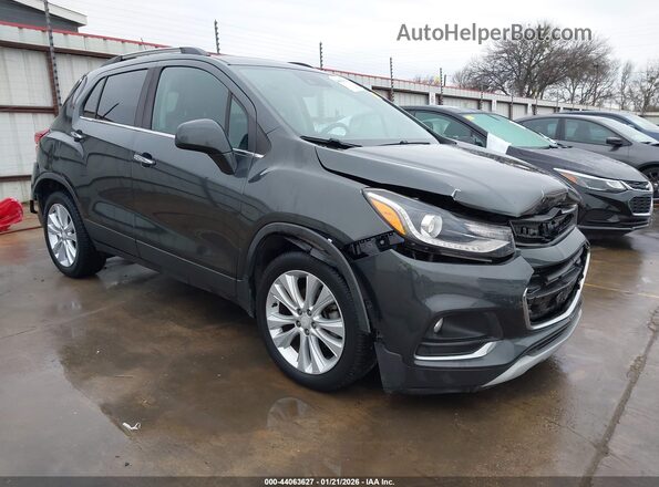 3GNCJMSB5LL163354 2020 CHEVROLET TRAX Серый Передняя правая четверть