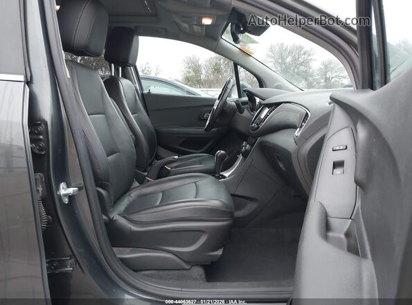 3GNCJMSB5LL163354 2020 CHEVROLET TRAX Серый Вид салона спереди
