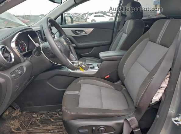 3GNKBCR45PS228807 2023 CHEVROLET BLAZER Серый Вид салона спереди