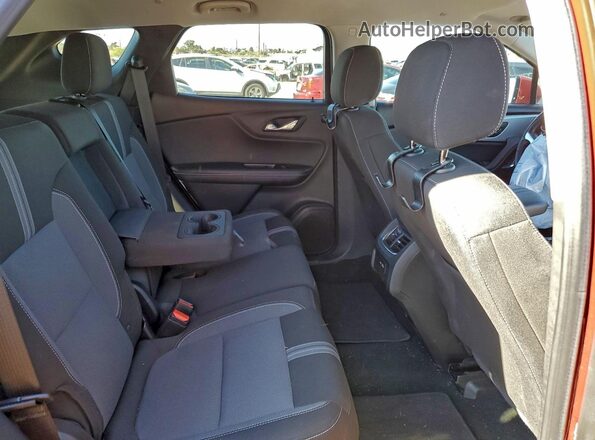3GNKBCR49PS131772 2023 CHEVROLET BLAZER Красный Вид задней части салона