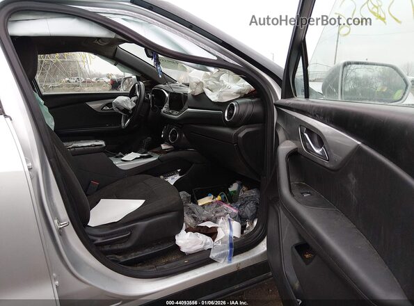 3GNKBCRS4LS640029 2020 CHEVROLET BLAZER Silver Vista interior delantera