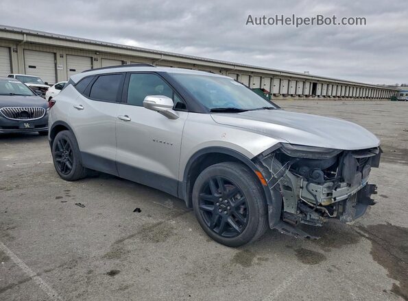 3GNKBCRS4MS552762 2021 CHEVROLET BLAZER Серебряный Передняя правая четверть