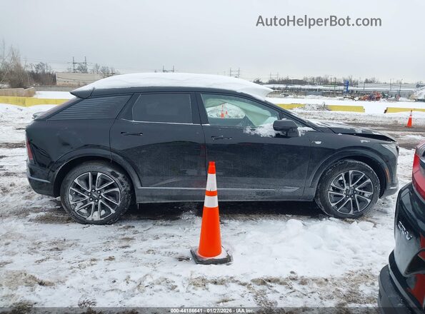 3GYK3EMR2SS259388 2025 CADILLAC OPTIQ Черный Вид задней части салона