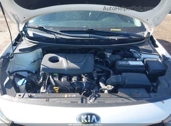 3KPA24AB4JE045571 2018 KIA RIO Белый Вид сзади