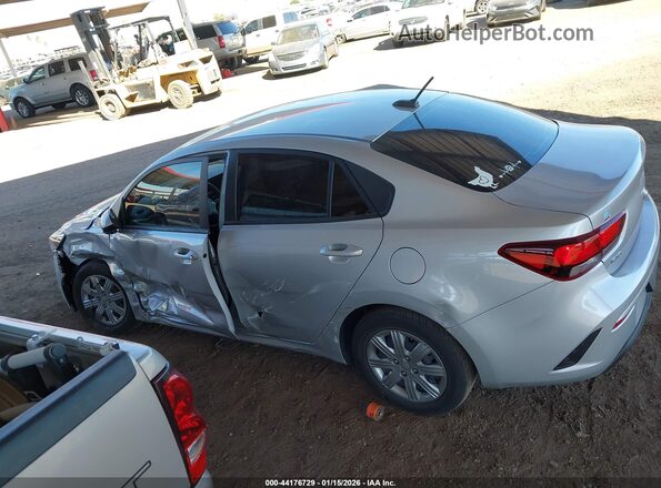 3KPA24AD2PE615805 2023 KIA RIO Серебряный 