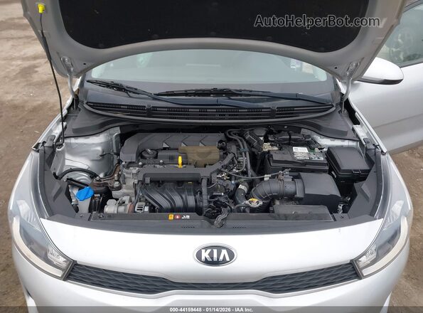 3KPA24AD6LE286293 2020 KIA RIO Серебряный Вид сзади