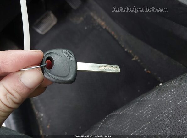 3KPA24AD6LE286293 2020 KIA RIO Серебряный Вид панели приборов