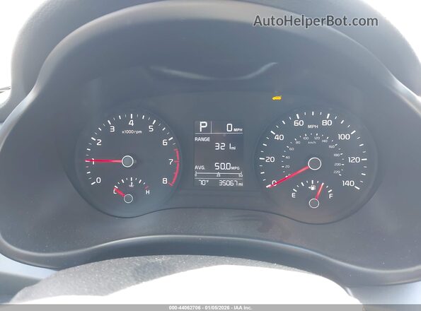 3KPA24AD6PE610672 2023 KIA RIO Серебряный Вид задних сидений