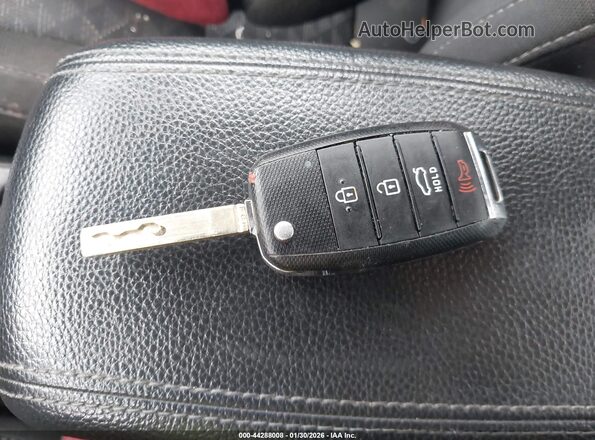 3KPA24ADXLE343725 2020 KIA RIO Black Vista del salpicadero
