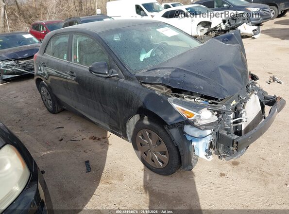 3KPA25AD1LE318427 2020 KIA RIO 5-DOOR Black Передня права чверть