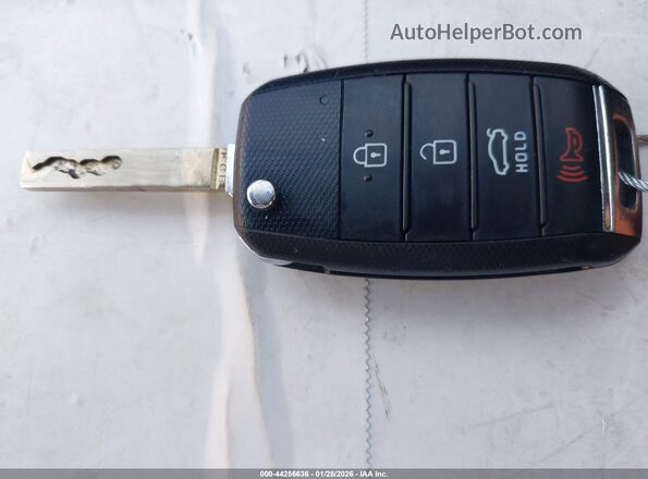 3KPA25AD8LE313645 2020 KIA RIO 5-DOOR Gray Vista del salpicadero