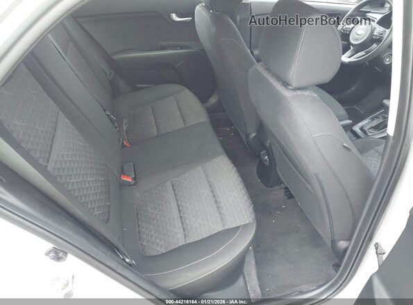 3KPA25AD8ME433267 2021 KIA RIO 5-DOOR Серебряный Вид наклейки с VIN-кодом