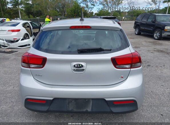 3KPA25AD8ME433267 2021 KIA RIO 5-DOOR Серебряный 