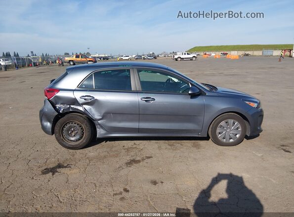 3KPA25AD9LE328901 2020 KIA RIO 5-DOOR Серый Вид задней части салона