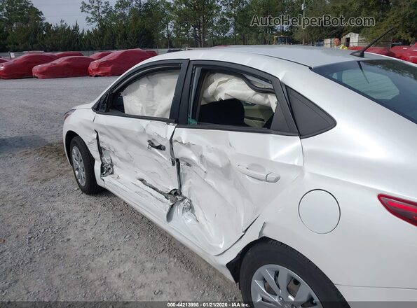 3KPC24A66NE183551 2022 HYUNDAI ACCENT Белый Вид спереди